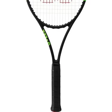 Wilson Blade 98 (16x19) V6 Tennis Racquet 3 Wilson Blade 98 (16x19) V6 Tennis Racquet - Image 3